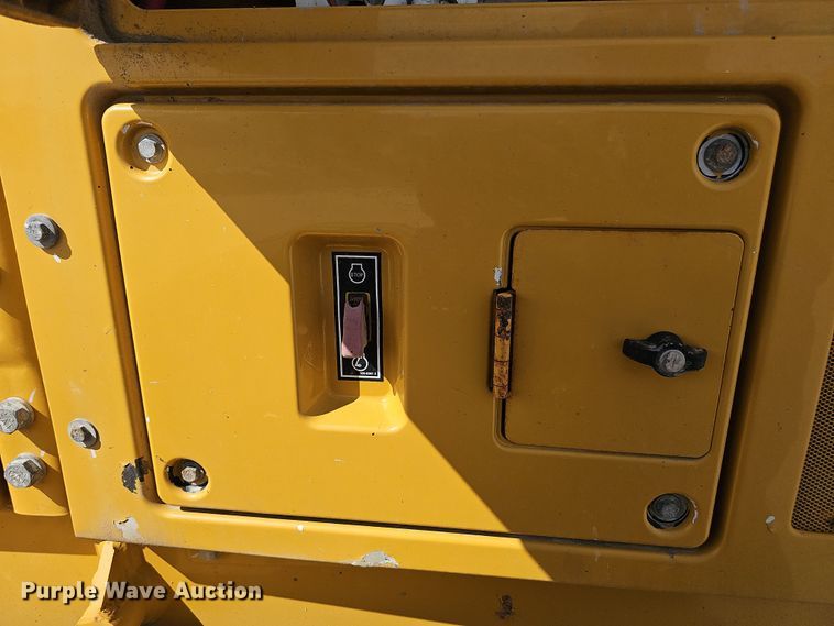 image for item DW3230 2012 Caterpillar 12M2 AWD VHP Plus motor grader