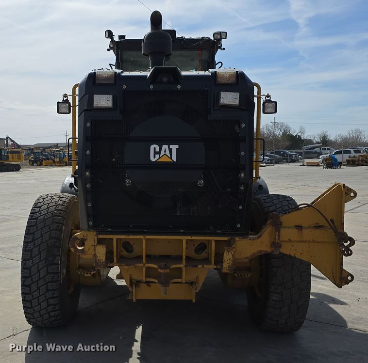 image for item DW3231 2018 Caterpillar 12M3 AWD motor grader