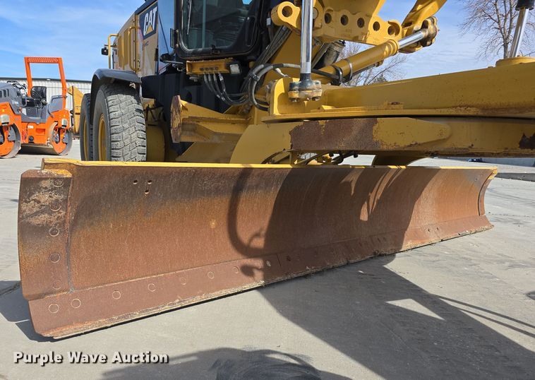 image for item DW3231 2018 Caterpillar 12M3 AWD motor grader