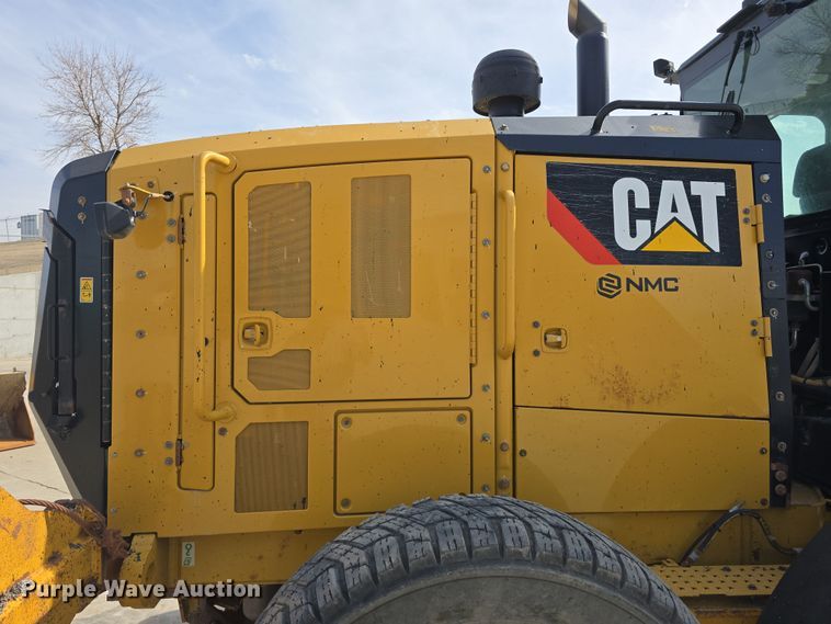 image for item DW3231 2018 Caterpillar 12M3 AWD motor grader