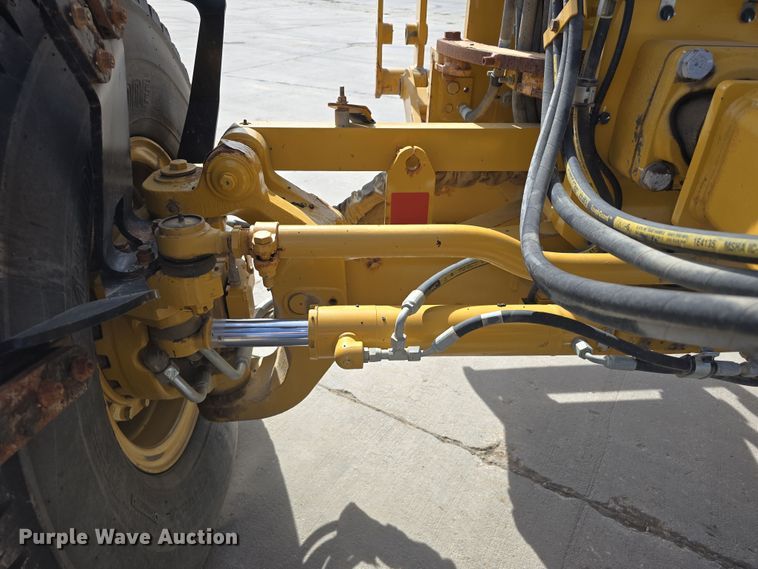 image for item DW3231 2018 Caterpillar 12M3 AWD motor grader