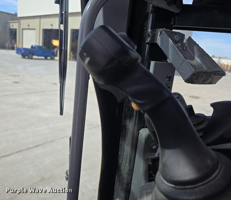 image for item DW3231 2018 Caterpillar 12M3 AWD motor grader