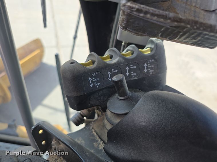 image for item DW3231 2018 Caterpillar 12M3 AWD motor grader