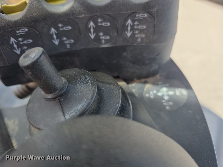 image for item DW3231 2018 Caterpillar 12M3 AWD motor grader