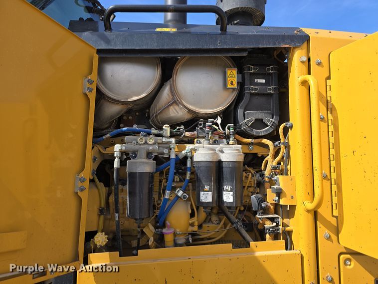 image for item DW3231 2018 Caterpillar 12M3 AWD motor grader