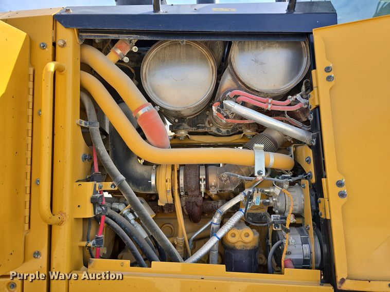 image for item DW3231 2018 Caterpillar 12M3 AWD motor grader