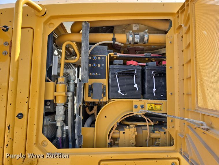 image for item DW3231 2018 Caterpillar 12M3 AWD motor grader