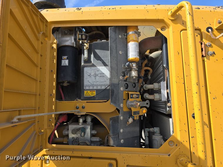 image for item DW3231 2018 Caterpillar 12M3 AWD motor grader