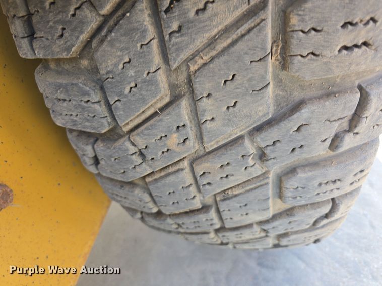 image for item DW3231 2018 Caterpillar 12M3 AWD motor grader