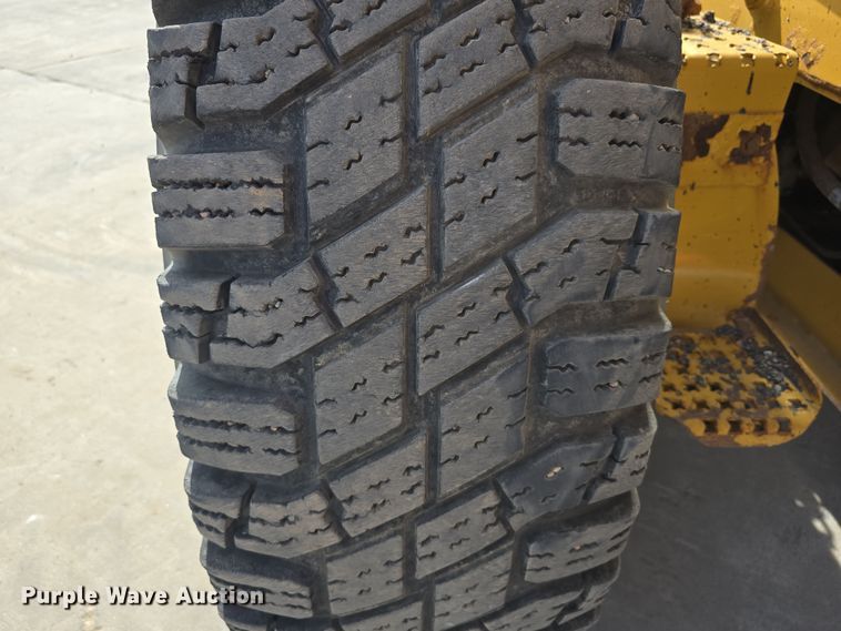 image for item DW3231 2018 Caterpillar 12M3 AWD motor grader