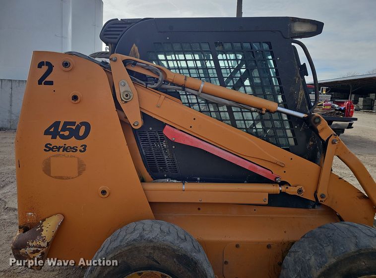 image for item DW3245 2011 Case 450 Series 3 skid steer loader