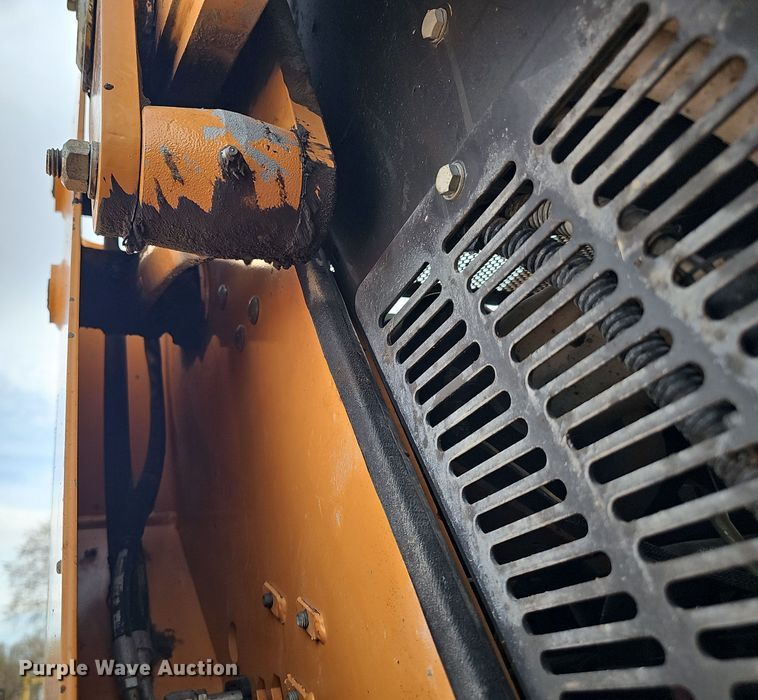 image for item DW3245 2011 Case 450 Series 3 skid steer loader