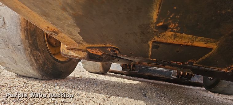 image for item DW3245 2011 Case 450 Series 3 skid steer loader