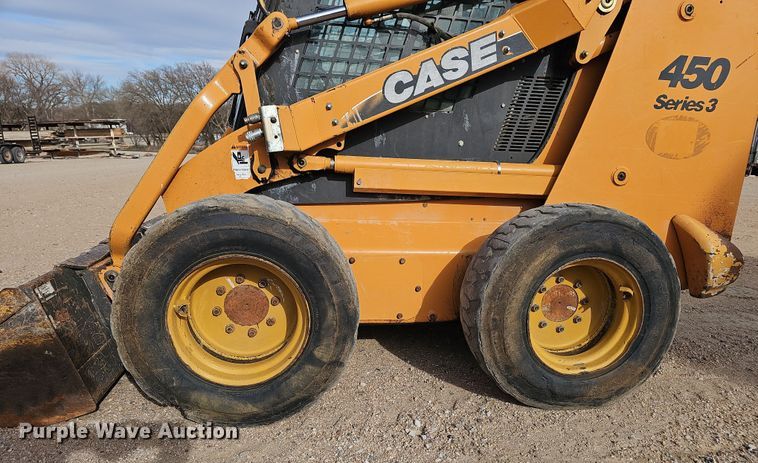 image for item DW3245 2011 Case 450 Series 3 skid steer loader