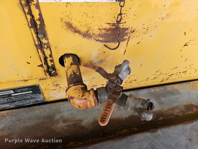 image for item DW3246 LeRoi Dresser Q185DJD-E air compressor