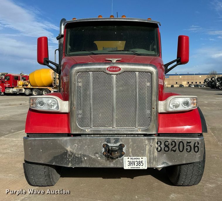 image for item DW5062 2019 Peterbilt 567 ready mix truck