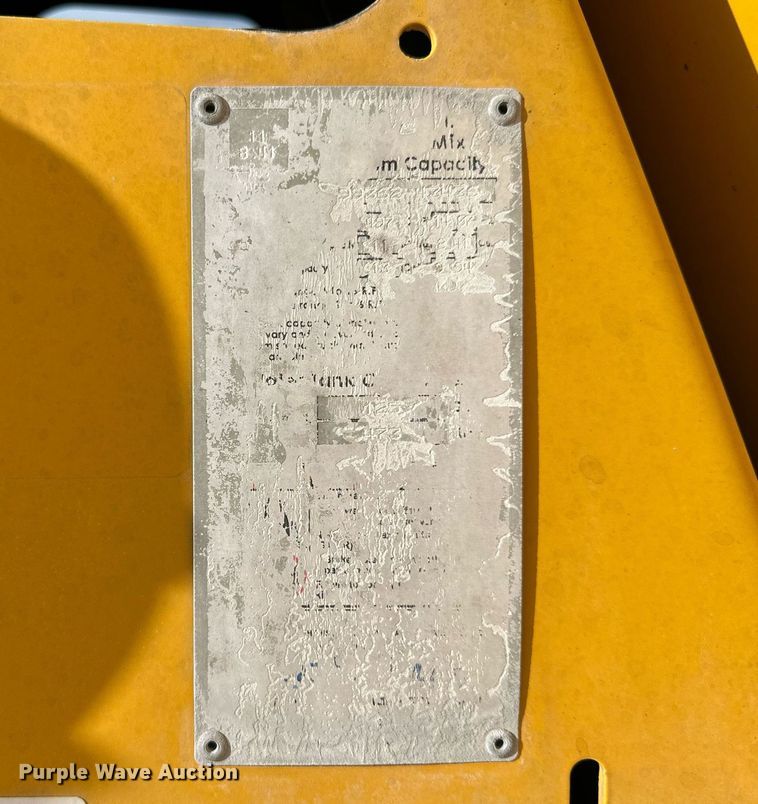 image for item DW5062 2019 Peterbilt 567 ready mix truck