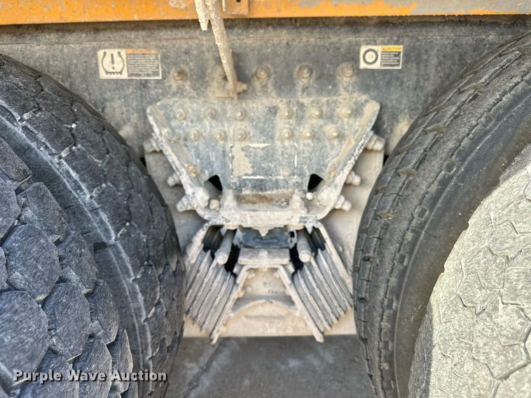 image for item DW5062 2019 Peterbilt 567 ready mix truck