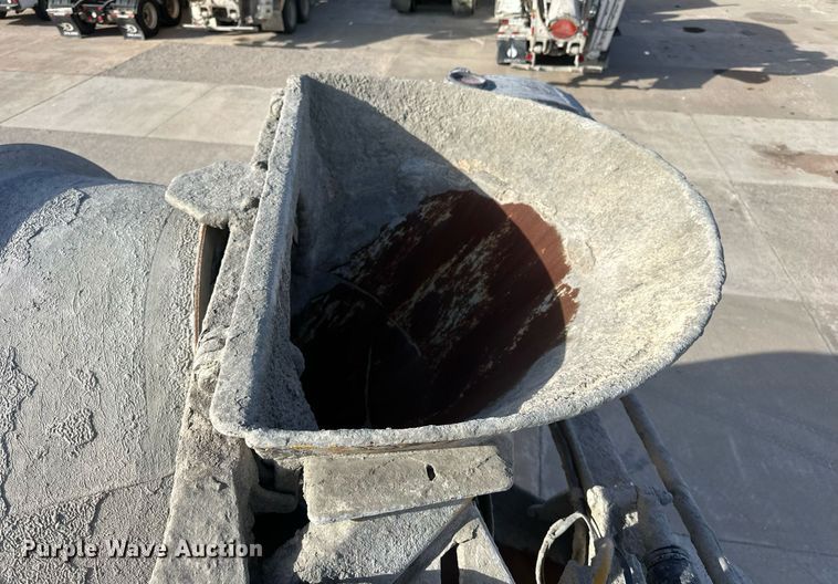 image for item DW5062 2019 Peterbilt 567 ready mix truck