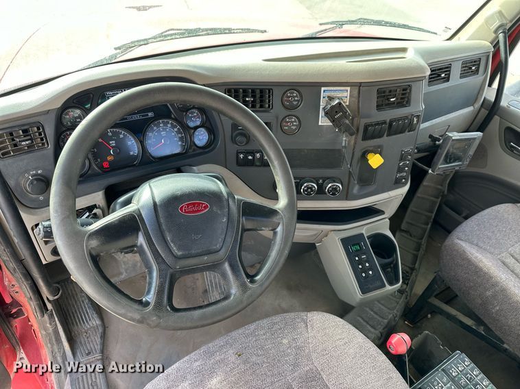 image for item DW5062 2019 Peterbilt 567 ready mix truck