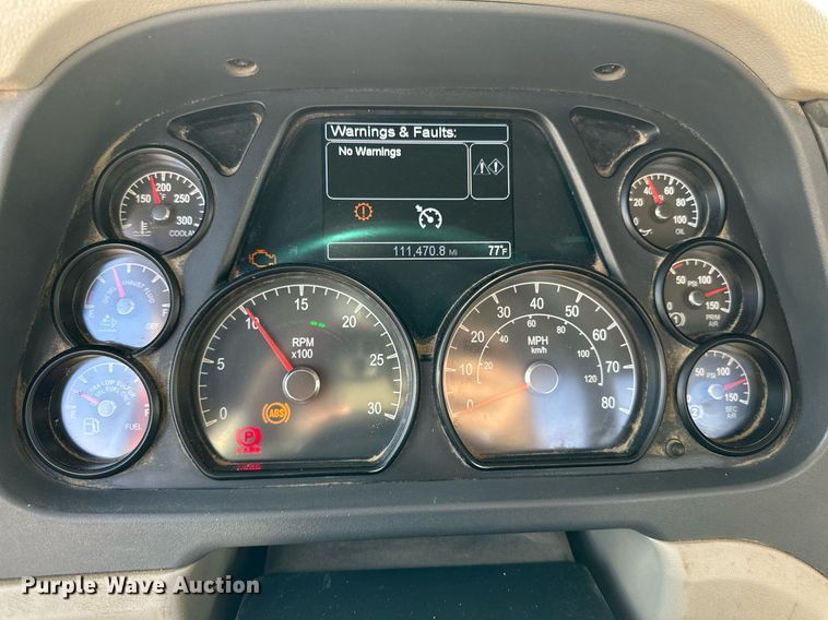 image for item DW5062 2019 Peterbilt 567 ready mix truck