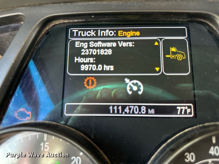 image for item DW5062 2019 Peterbilt 567 ready mix truck