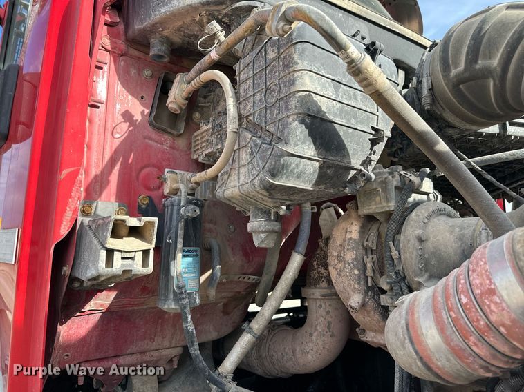 image for item DW5062 2019 Peterbilt 567 ready mix truck