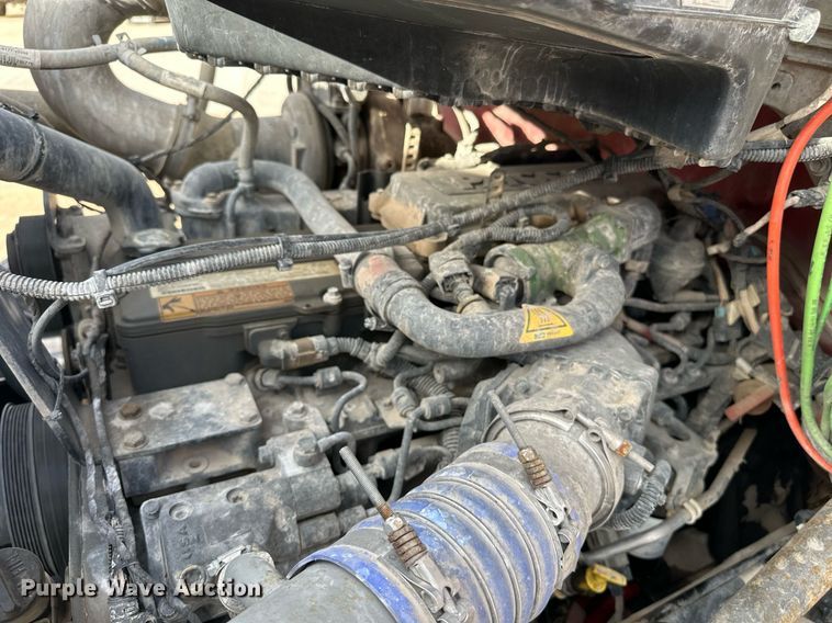 image for item DW5062 2019 Peterbilt 567 ready mix truck