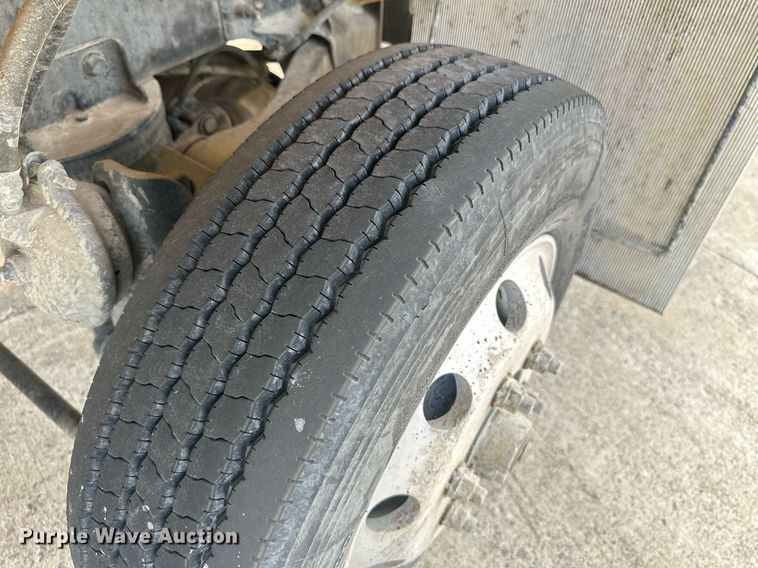 image for item DW5062 2019 Peterbilt 567 ready mix truck