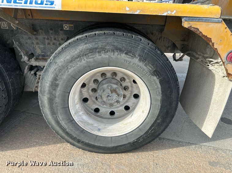 image for item DW5062 2019 Peterbilt 567 ready mix truck