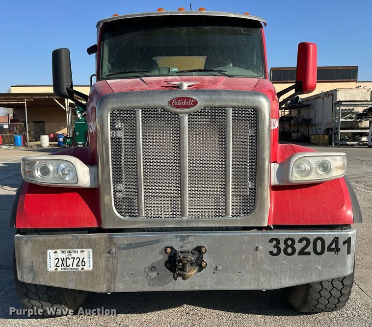 image for item DW5063 2016 Peterbilt 365 ready mix truck
