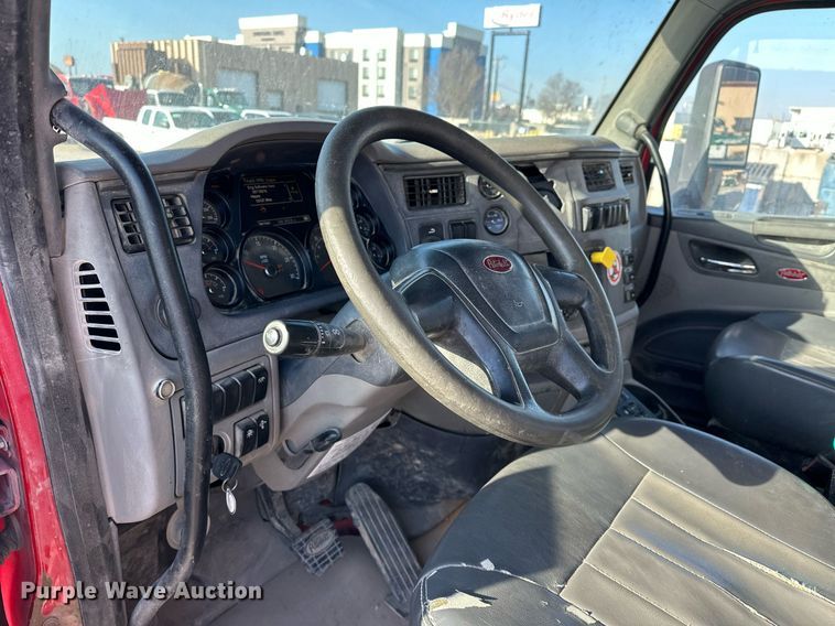 image for item DW5063 2016 Peterbilt 365 ready mix truck