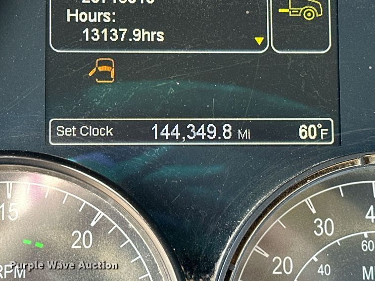 image for item DW5063 2016 Peterbilt 365 ready mix truck