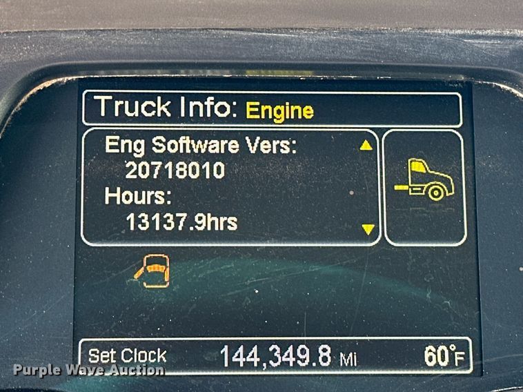 image for item DW5063 2016 Peterbilt 365 ready mix truck