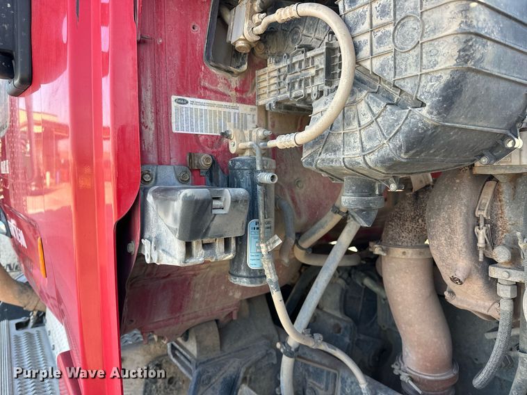 image for item DW5063 2016 Peterbilt 365 ready mix truck