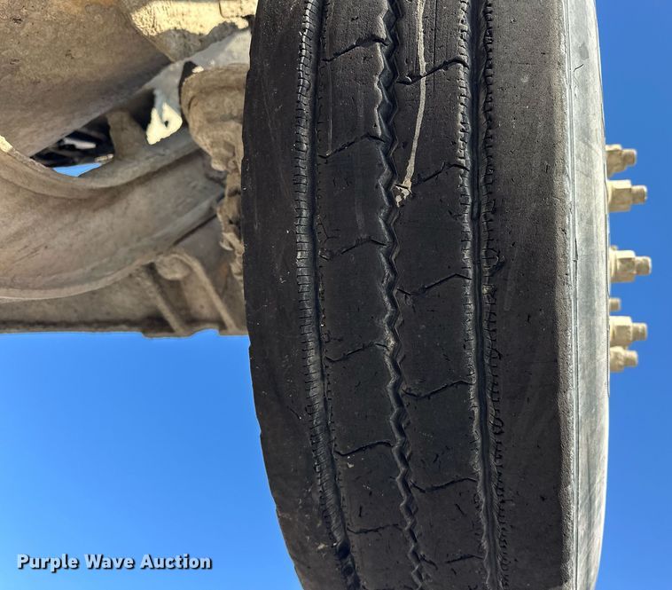 image for item DW5063 2016 Peterbilt 365 ready mix truck