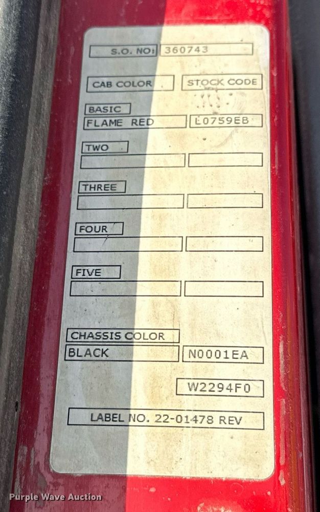 image for item DW5063 2016 Peterbilt 365 ready mix truck