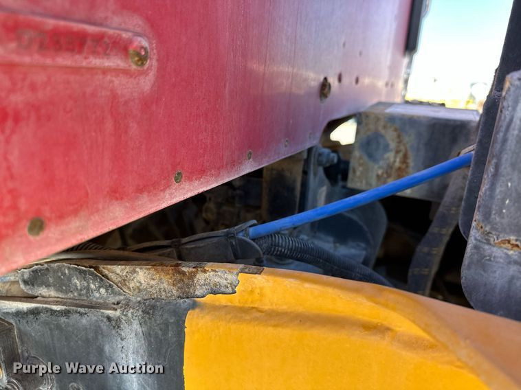 image for item DW5064 2019 Peterbilt 365 ready mix truck