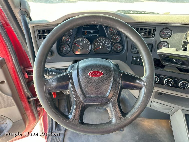 image for item DW5064 2019 Peterbilt 365 ready mix truck