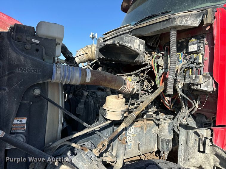 image for item DW5064 2019 Peterbilt 365 ready mix truck