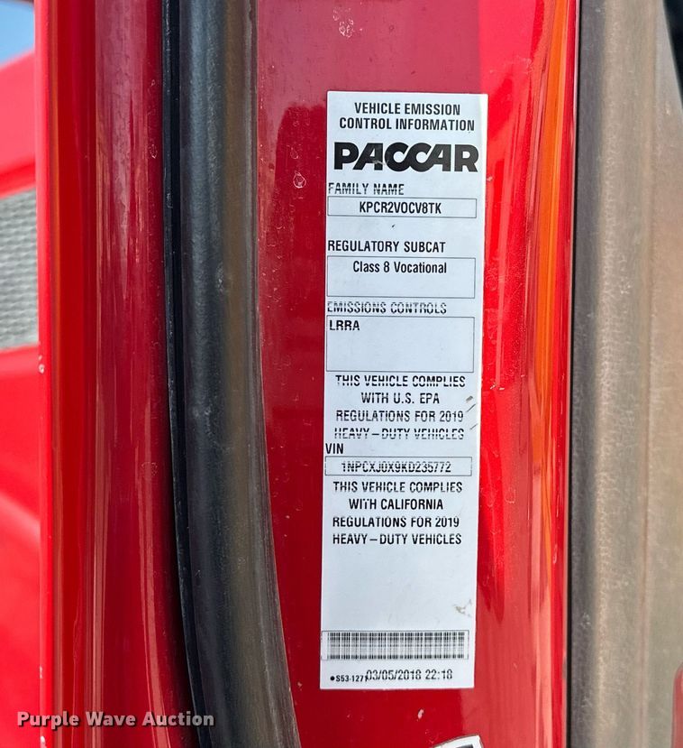 image for item DW5064 2019 Peterbilt 365 ready mix truck