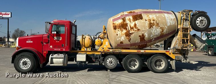 image for item DW5065 2014 Peterbilt 365 ready mix truck