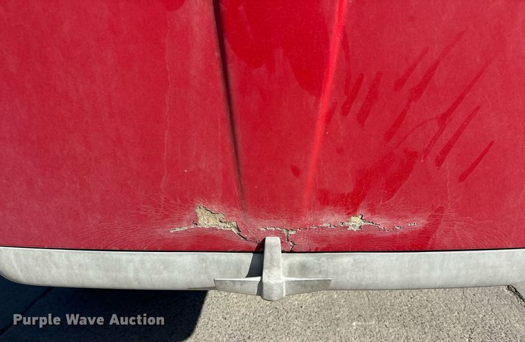 image for item DW5065 2014 Peterbilt 365 ready mix truck