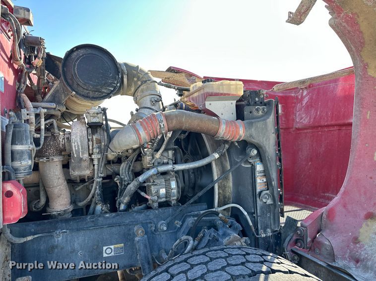 image for item DW5065 2014 Peterbilt 365 ready mix truck