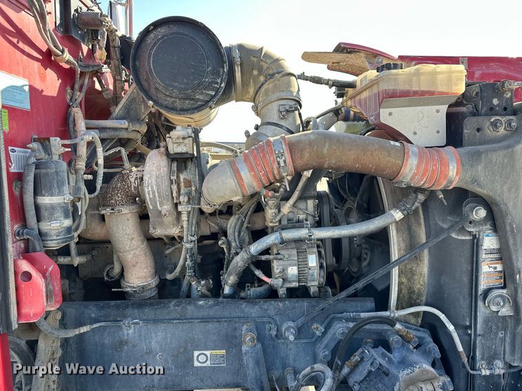 image for item DW5065 2014 Peterbilt 365 ready mix truck