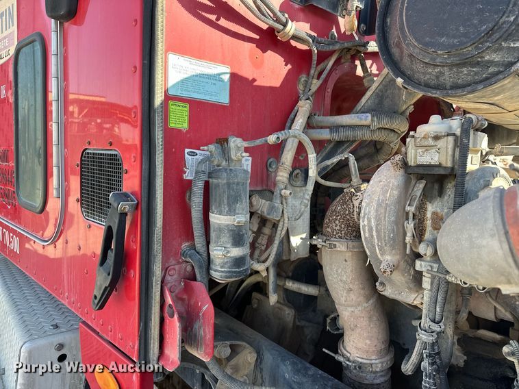 image for item DW5065 2014 Peterbilt 365 ready mix truck