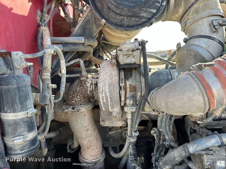 image for item DW5065 2014 Peterbilt 365 ready mix truck