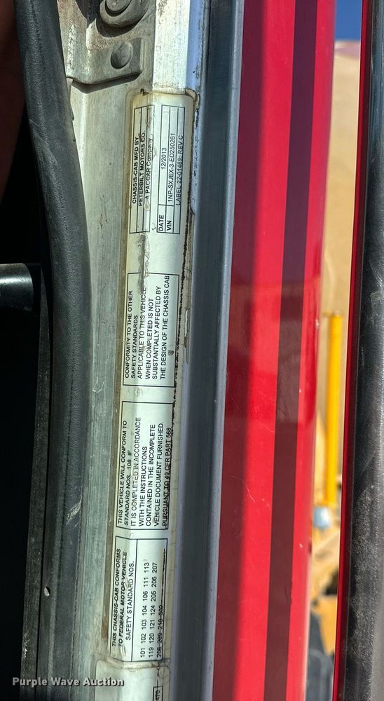 image for item DW5065 2014 Peterbilt 365 ready mix truck