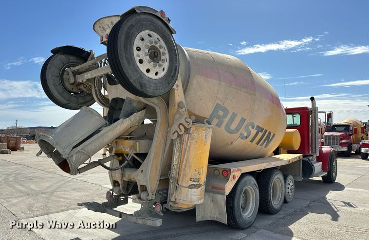 image for item DW5067 2014 Peterbilt 365 ready mix truck