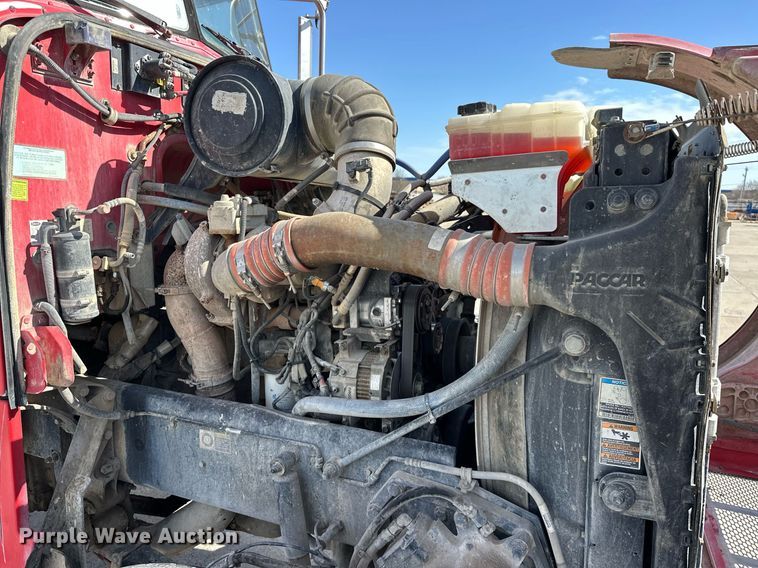 image for item DW5067 2014 Peterbilt 365 ready mix truck